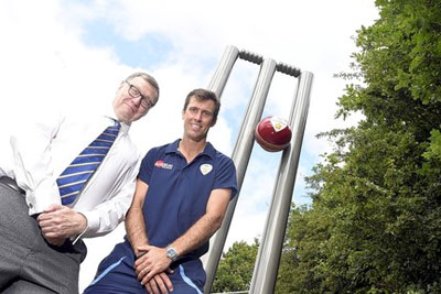 Cricket Stumps Welcome Motorists into City