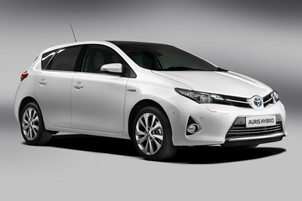 Toyota&apos;s Derbyshire-built Auris Model Beats Sales Targets