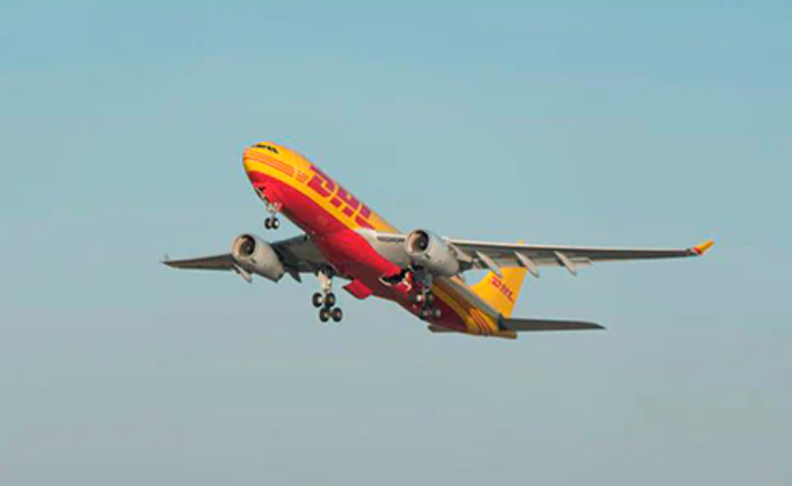 Rolls-Royce deal to deliver engine support to DHL