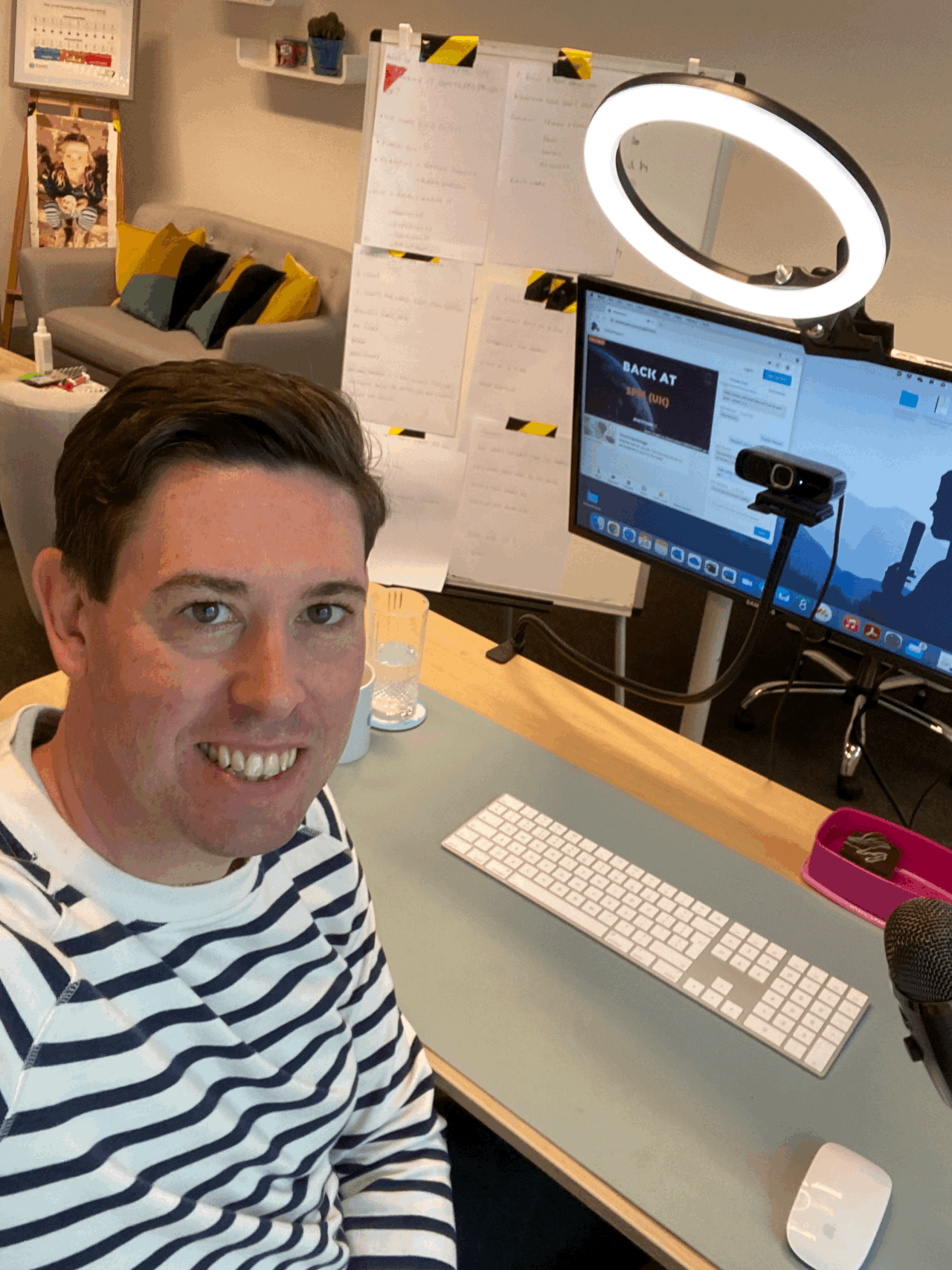 Financial advisor goes global