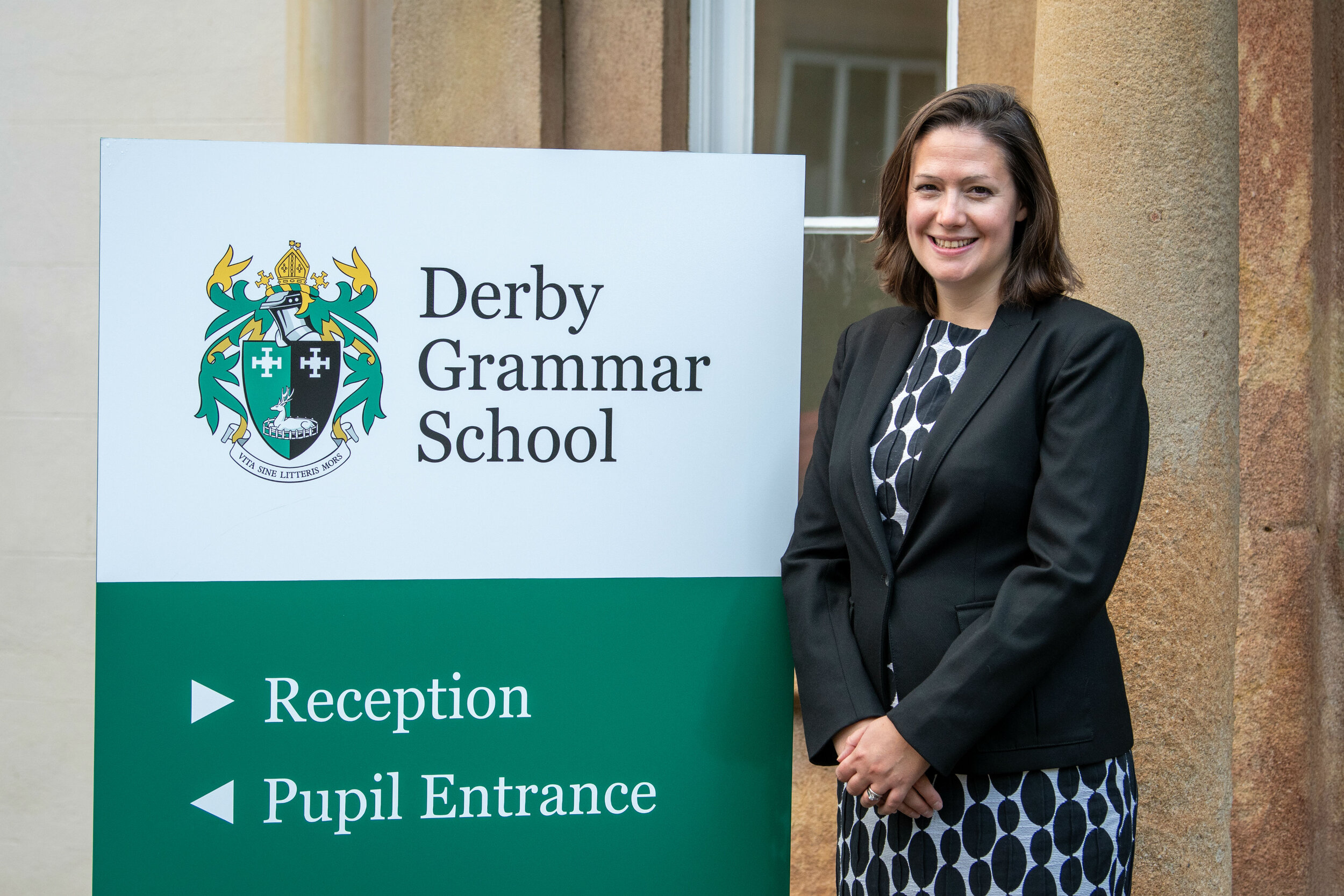 Independent school bids fond farewell to head