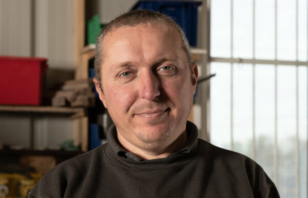 Funeral directors urges Bondholders to support Ukraine appeal