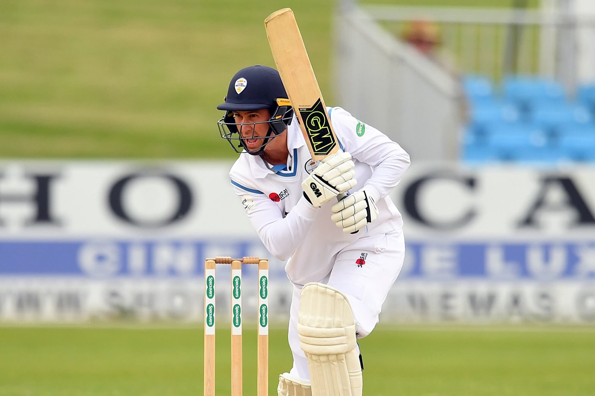 Derbyshire cricket star set to receive honorary degree