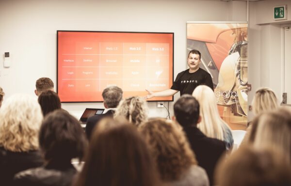 Speakers provide future insight