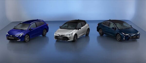 Toyota hails UK car sales records