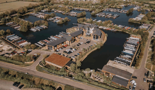 Innovate explores the hidden depths of Mercia Marina