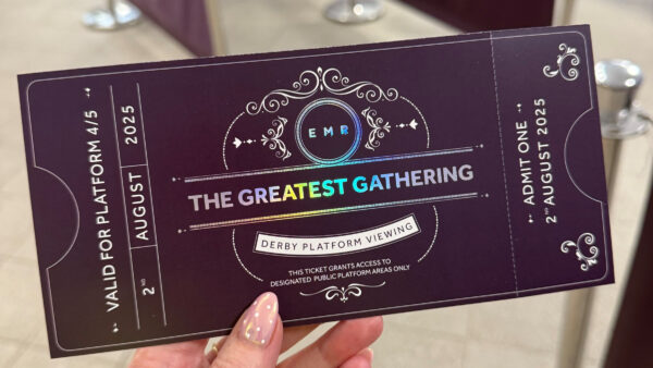 EMR offers Greatest Gathering mementoes