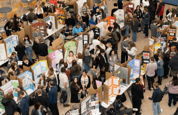 Students wow visitors at annual showcase