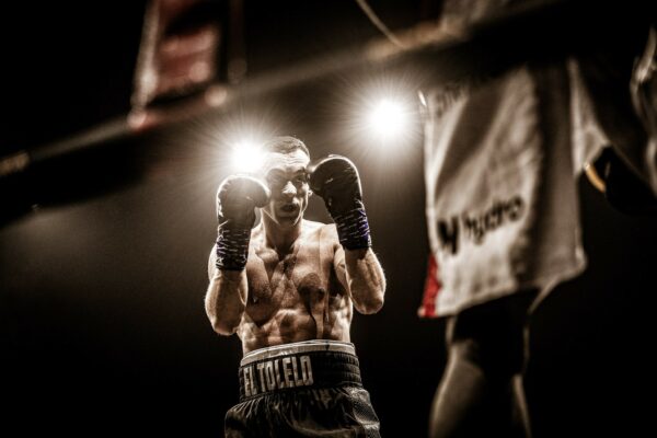 World champ Alan is boxing clever for holiday centre