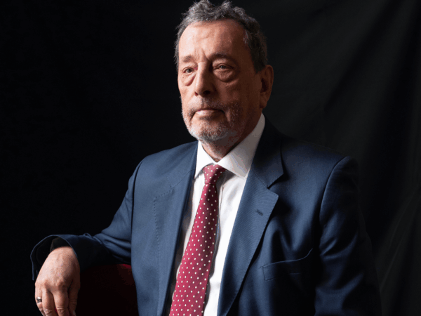 University honours former Home Secretary for education work