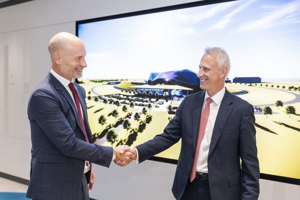 Rolls-Royce invites UK firms to bid for up to £1.4bn of contracts
