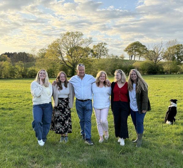 Children’s charity raises a glass to vineyard partnership
