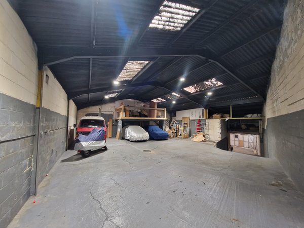 Agent secures unit sale to engineering firm